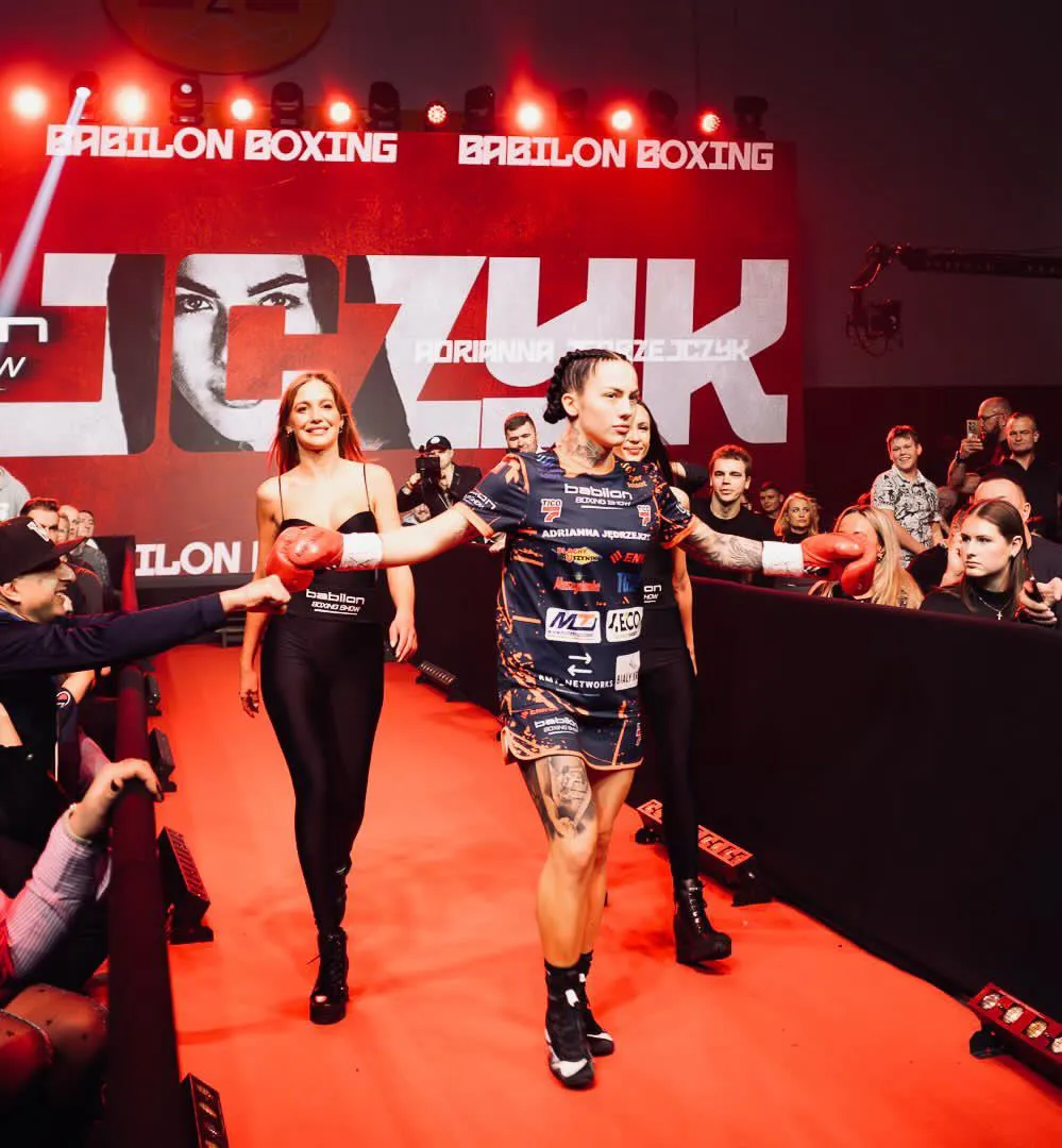 Adrianna Jędrzejczyk — wejście na galę Babilon Boxing
